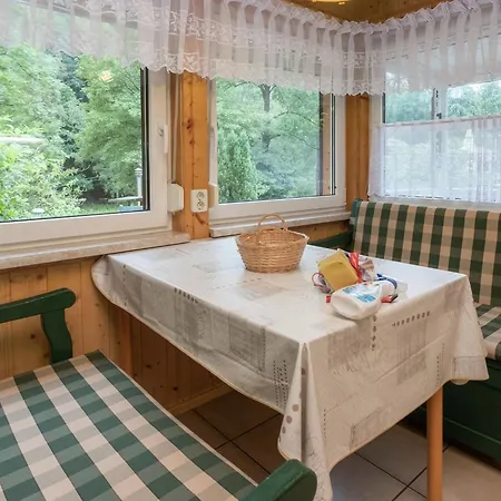 Welcoming In * Neustadt